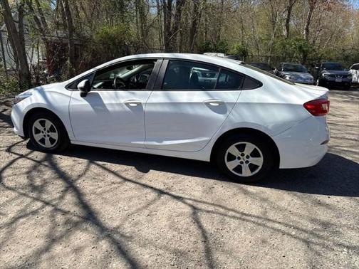 2017 Chevrolet Cruze LS