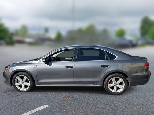 2015 Volkswagen Passat 1.8T Limited Edition