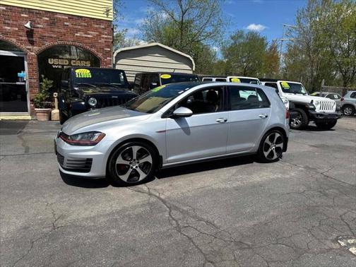 2015 Volkswagen Golf GTI 2.0T SE 4-Door