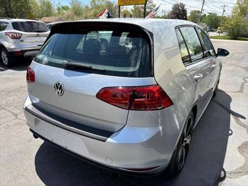 2015 Volkswagen Golf GTI 2.0T SE 4-Door