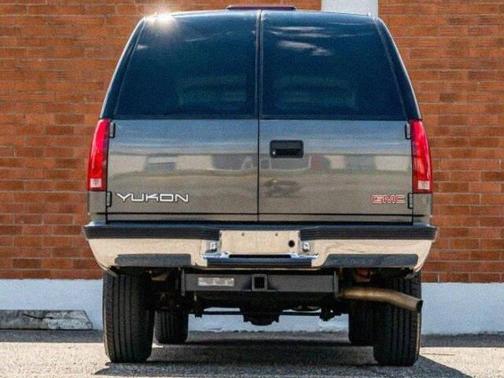 1999 GMC Yukon Denali