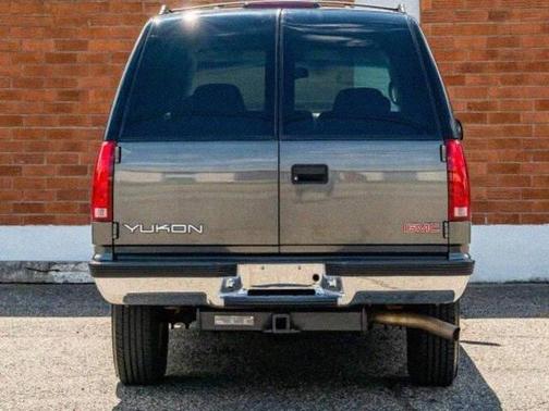 1999 GMC Yukon Denali