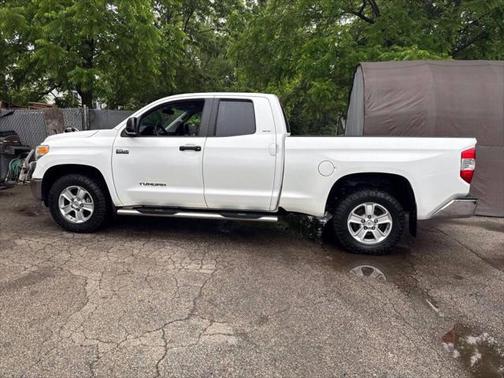2014 Toyota Tundra SR