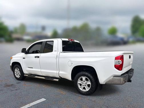 2014 Toyota Tundra SR
