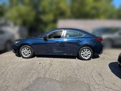 2015 Mazda Mazda3 i Touring