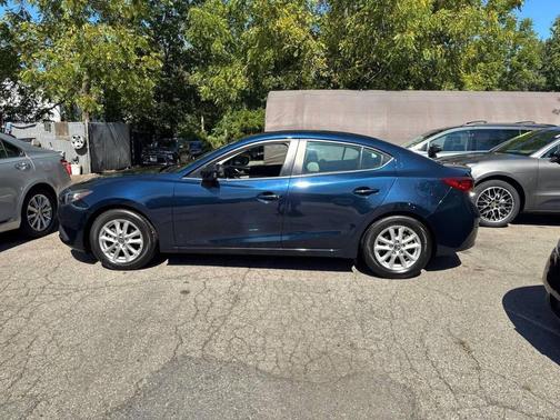 2015 Mazda Mazda3 i Touring