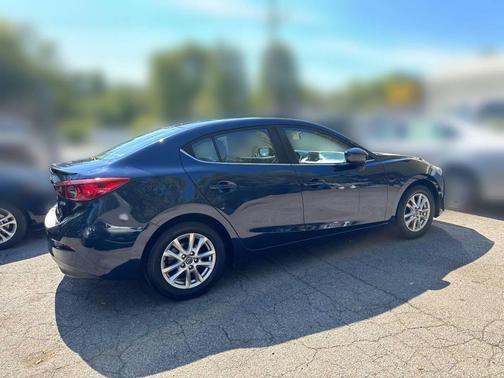 2015 Mazda Mazda3 i Touring