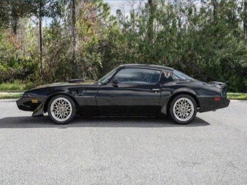 1981 Pontiac Firebird Trans Am 2dr Coupe