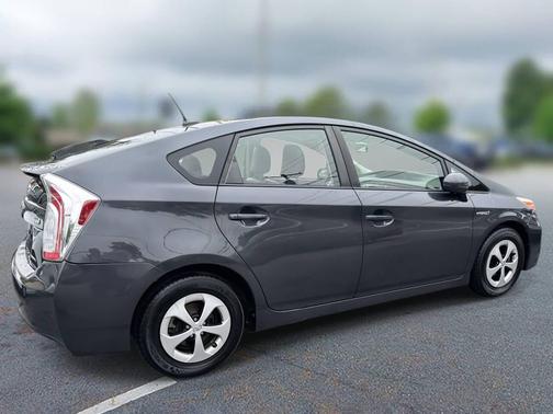 2013 Toyota Prius One