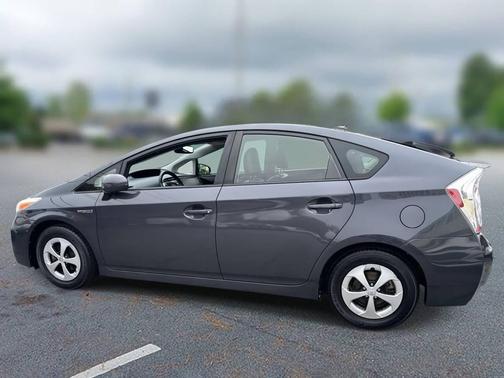 2013 Toyota Prius One