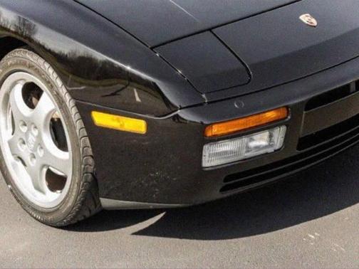 1991 Porsche 944 S2 2dr Hatchback