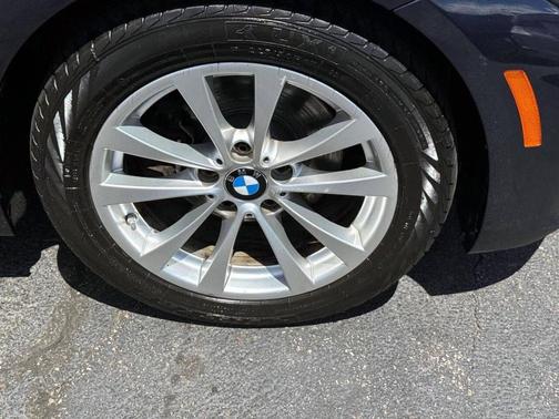 2017 BMW 320 i