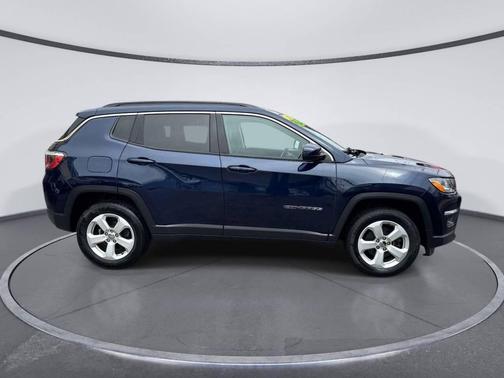 Blue 2019 Jeep Compass Latitude