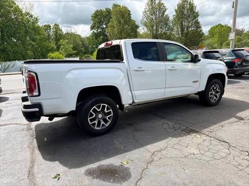 2017 GMC Canyon SLE