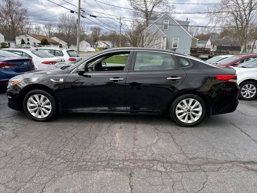 2018 Kia Optima LX