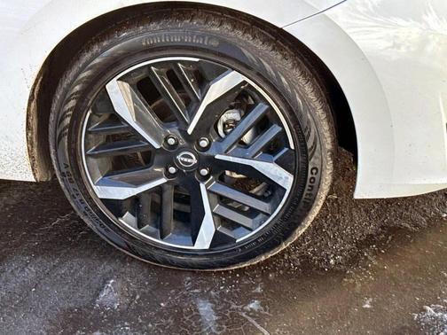 2023 Nissan Versa 1.6 S