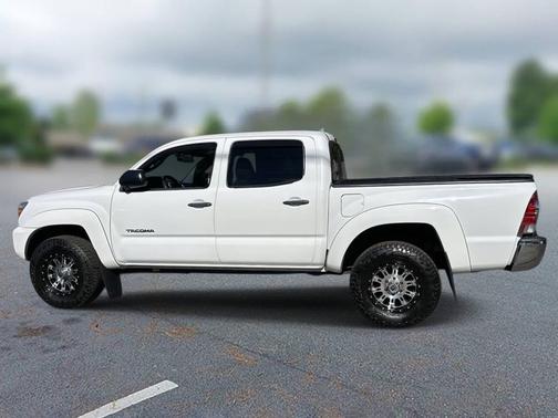2014 Toyota Tacoma Base