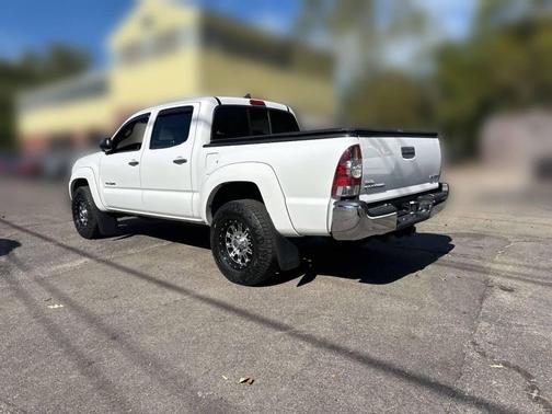 2014 Toyota Tacoma Base