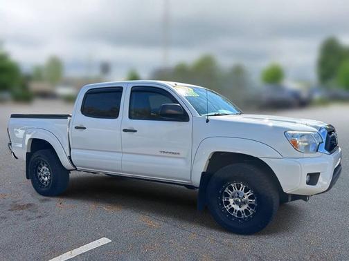 2014 Toyota Tacoma Base