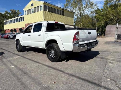 2014 Toyota Tacoma Base