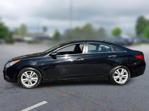 2013 Hyundai SONATA Limited
