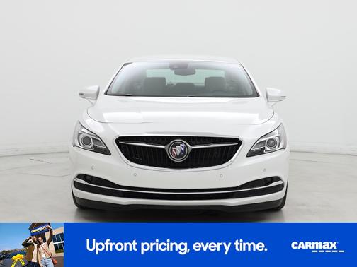 White 2018 Buick LaCrosse Premium
