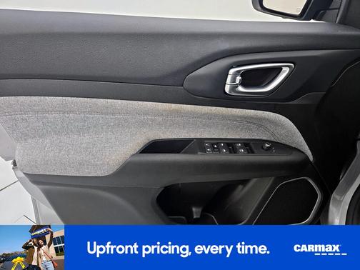 Silver 2022 Jeep Compass Latitude Lux