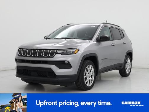 Silver 2022 Jeep Compass Latitude Lux