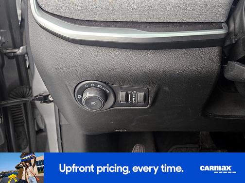 Silver 2022 Jeep Compass Latitude Lux