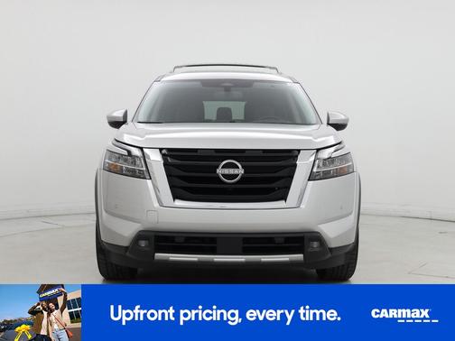 Silver 2022 Nissan Pathfinder Platinum