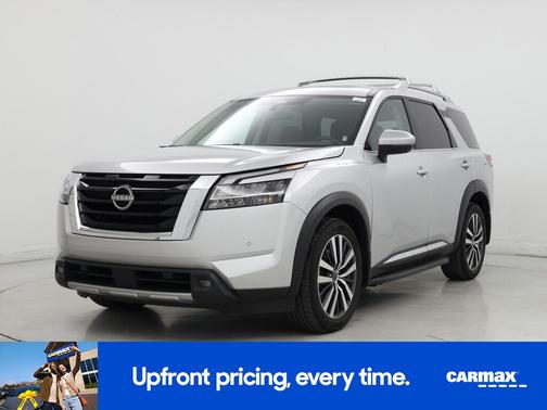 Silver 2022 Nissan Pathfinder Platinum