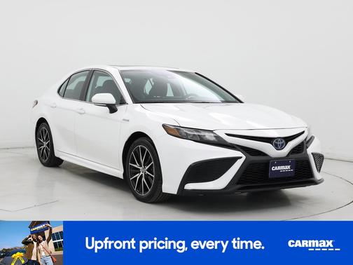 2021 Toyota Camry Hybrid SE