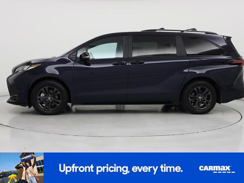 2025 Toyota Sienna XSE