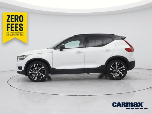 White 2020 Volvo XC40 T5 R-Design