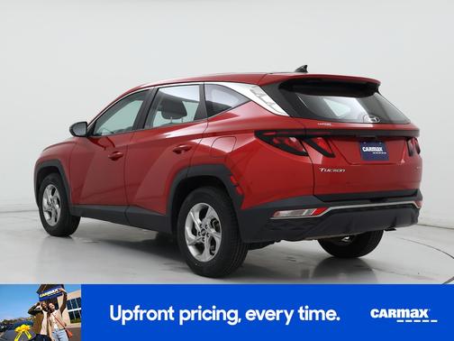 Red 2022 Hyundai TUCSON SE