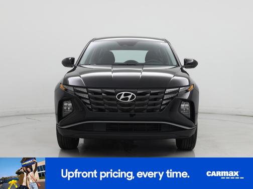 Black 2024 Hyundai TUCSON SE