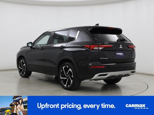 2023 Mitsubishi Outlander SE