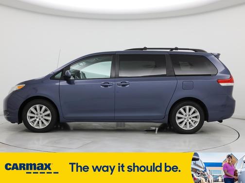 2014 Toyota Sienna XLE