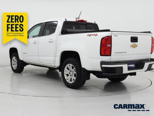 White 2017 Chevrolet Colorado LT