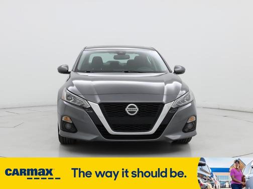 2020 Nissan Altima SV