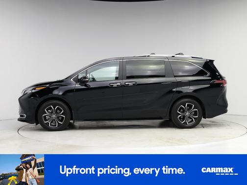 2025 Toyota Sienna Platinum