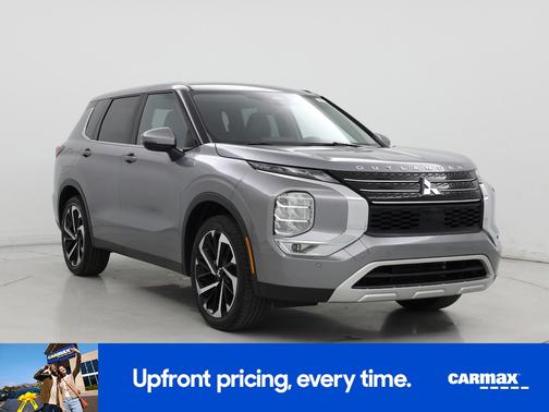 Gray 2022 Mitsubishi Outlander SE