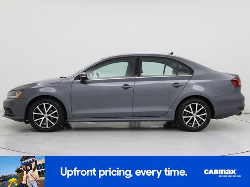 Gray 2018 Volkswagen Jetta SE