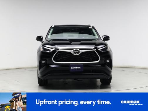 Black 2022 Toyota Highlander XLE