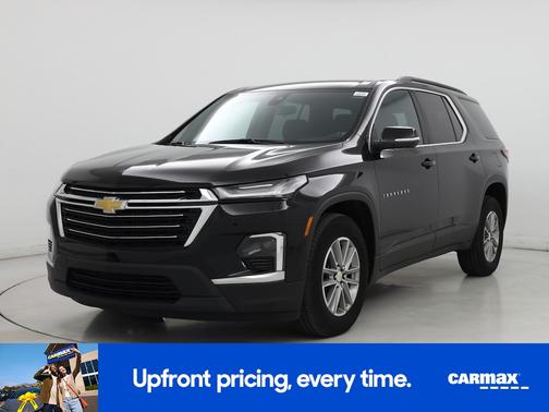 Black 2023 Chevrolet Traverse LT Cloth