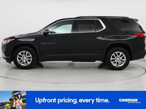 Black 2020 Chevrolet Traverse LT Cloth