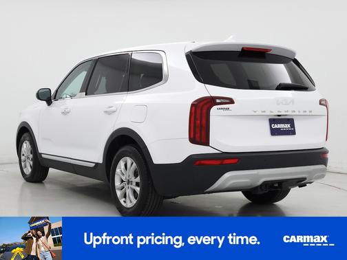 White 2022 Kia Telluride LX