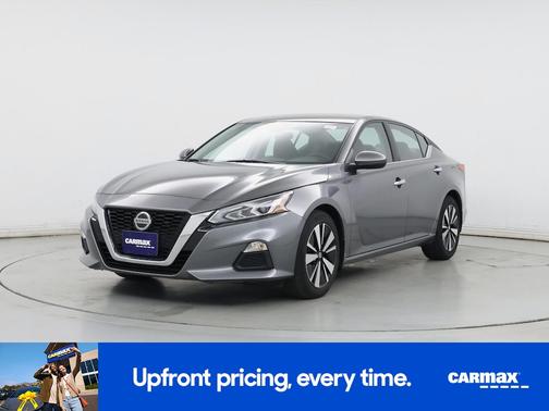 2022 Nissan Altima SV