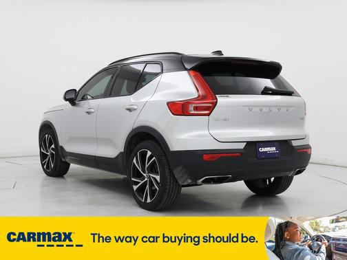 2019 Volvo XC40 T5 R-Design