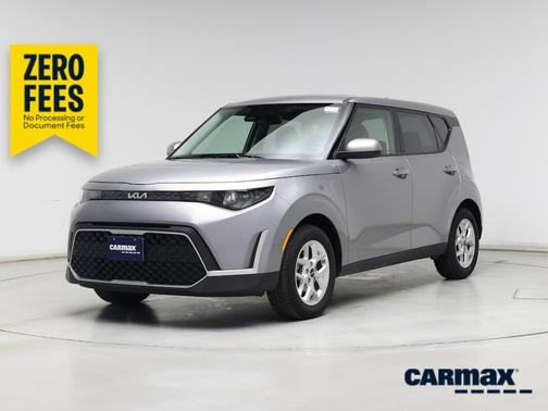 Silver 2025 Kia Soul LX